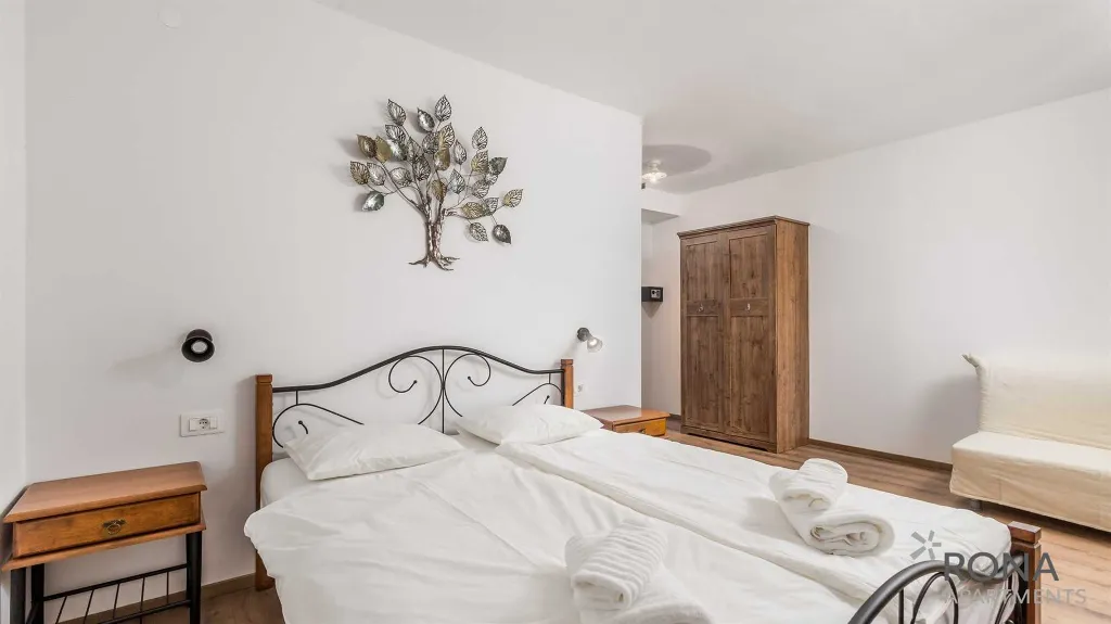Buzet Apartment with Balcony for 3 Guests