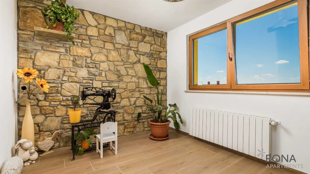 Buzet Apartment with Balcony for 3 Guests