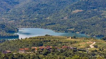 Buzet Apartment with Balcony for 3 Guests