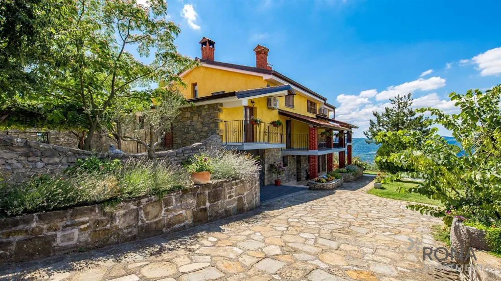 Buzet Apartment with Balcony for 3 Guests