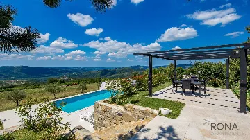 Buzet Apartment with Balcony for 3 Guests