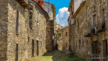 Apartment Room 4 in Buzet Hills for 2 Guests