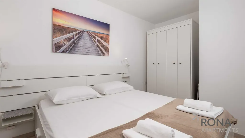 One-Bedroom Apartment with Terrace in Barbariga