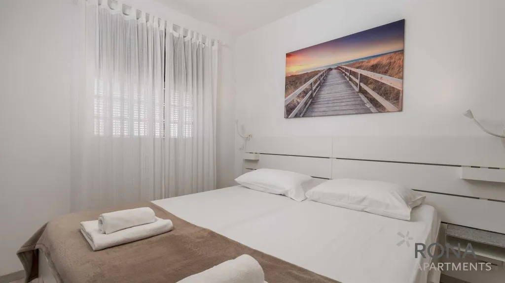One-Bedroom Apartment with Terrace in Barbariga