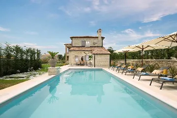 Villa with Private Pool for 8 Guests in Ladići