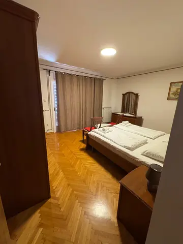 Apartment in Ičići for 4 Guests with Sea View