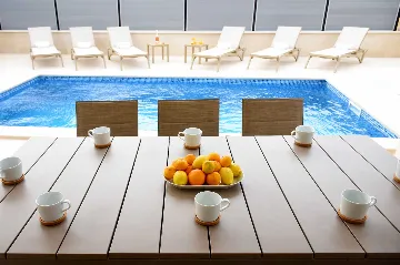 Three-Bedroom Villa in Rasopasno with Heated Pool