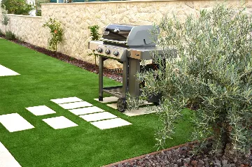 Three-Bedroom Villa in Rasopasno with Heated Pool