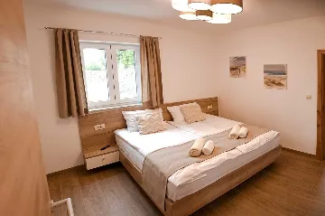 Three-Bedroom Villa in Rasopasno with Heated Pool