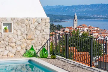 Villa for 7 Guests in Vrbnik with Pool and Sea View