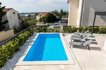 Klimno Villa for 6 Guests with Heated Pool