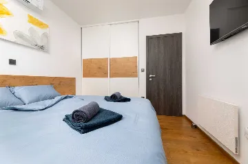 Klimno Villa for 6 Guests with Heated Pool