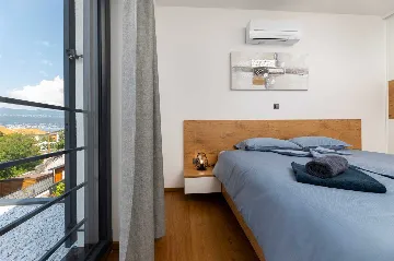 Klimno Villa for 6 Guests with Heated Pool