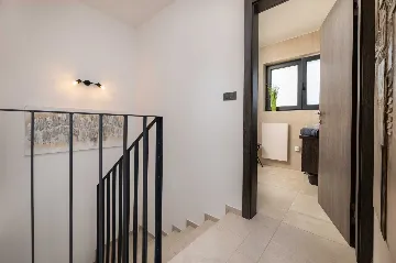 Klimno Villa for 6 Guests with Heated Pool