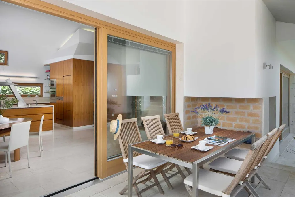 3-Bedroom Villa in Klimno (Krk) for Up to 6