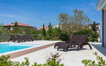 3-Bedroom Villa in Klimno (Krk) for Up to 6