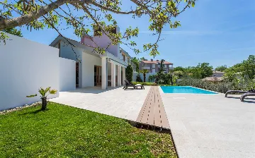 3-Bedroom Villa in Klimno (Krk) for Up to 6