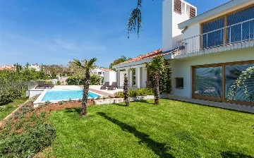 3-Bedroom Villa in Klimno (Krk) for Up to 6