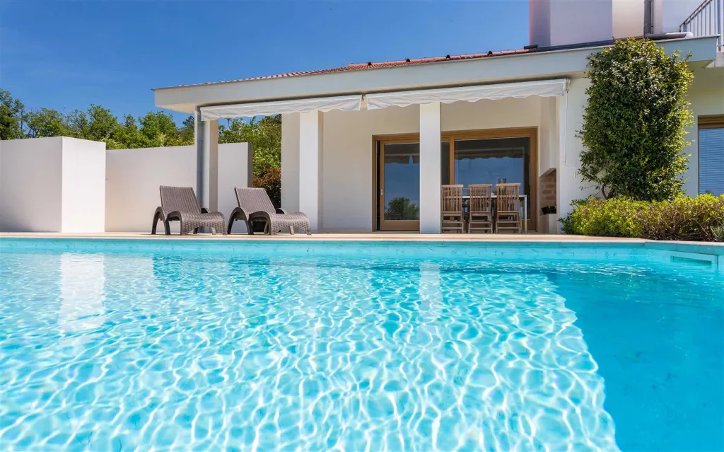 3-Bedroom Villa in Klimno (Krk) for Up to 6