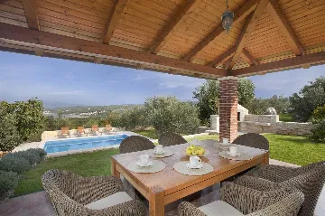 3-Bedroom Villa in Sužan (Krk) with Pool