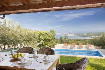 3-Bedroom Villa in Sužan (Krk) with Pool