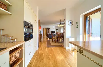 3-Bedroom Villa in Sužan (Krk) with Pool