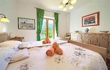 3-Bedroom Villa in Sužan (Krk) with Pool