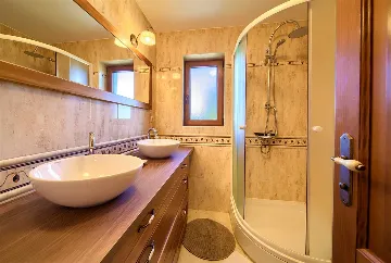 3-Bedroom Villa in Sužan (Krk) with Pool