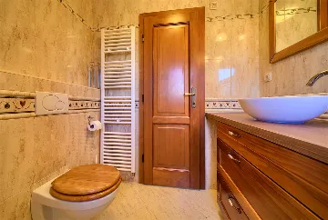 3-Bedroom Villa in Sužan (Krk) with Pool