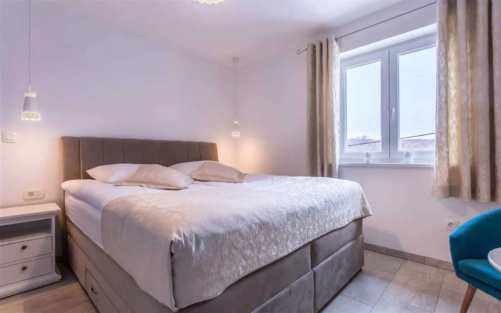 Private Villa in Sužan (Krk) for Up to 8 Guests