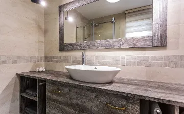 Private Villa in Sužan (Krk) for Up to 8 Guests