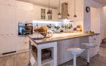 Private Villa in Sužan (Krk) for Up to 8 Guests