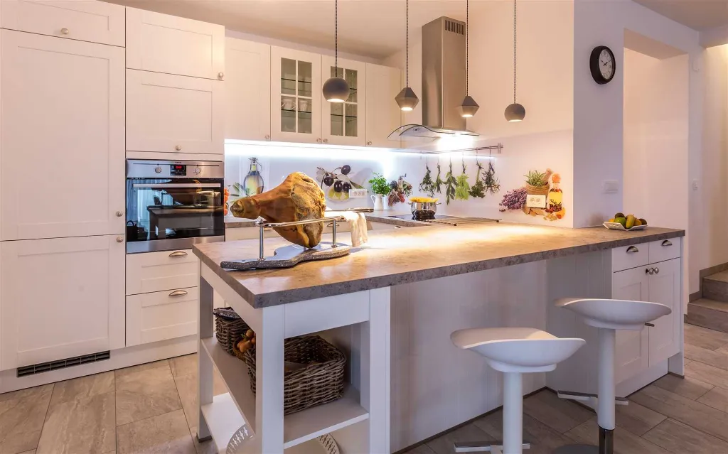 Private Villa in Sužan (Krk) for Up to 8 Guests