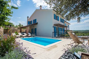 Private Villa in Sužan (Krk) for Up to 8 Guests