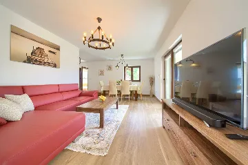 Seaside Villa for 6 Guests in Čižići (Krk)