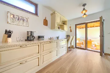 Seaside Villa for 6 Guests in Čižići (Krk)