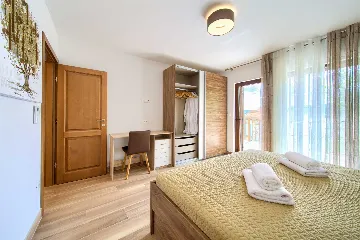 Seaside Villa for 6 Guests in Čižići (Krk)