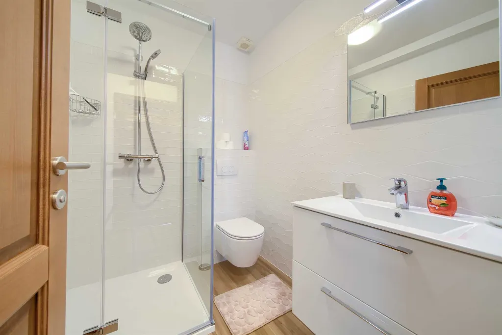 Seaside Villa for 6 Guests in Čižići (Krk)