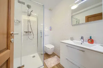 Seaside Villa for 6 Guests in Čižići (Krk)