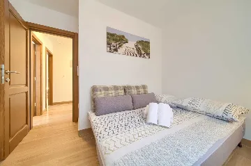 Seaside Villa for 6 Guests in Čižići (Krk)