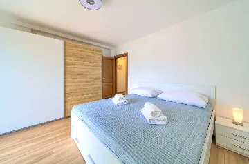 Seaside Villa for 6 Guests in Čižići (Krk)