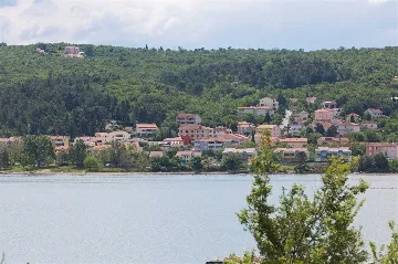 Seaside Villa for 6 Guests in Čižići (Krk)