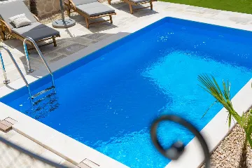 4-Bedroom Villa in Malinska with Heated Pool