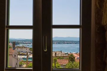 4-Bedroom Villa in Malinska with Heated Pool