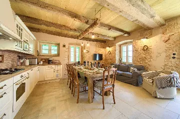 4-Bedroom Villa in Malinska with Heated Pool