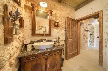 4-Bedroom Villa in Malinska with Heated Pool