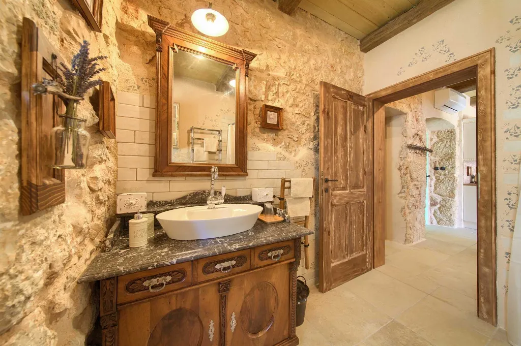4-Bedroom Villa in Malinska with Heated Pool