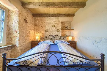 4-Bedroom Villa in Malinska with Heated Pool