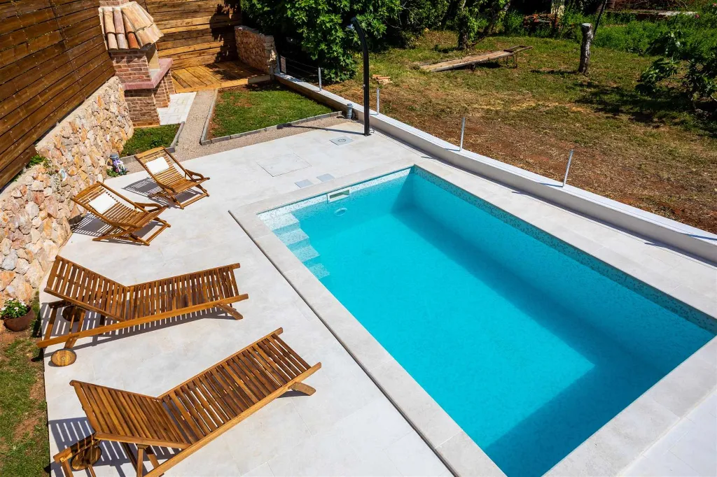 Stone Villa with Private Pool in Klimno (Krk)