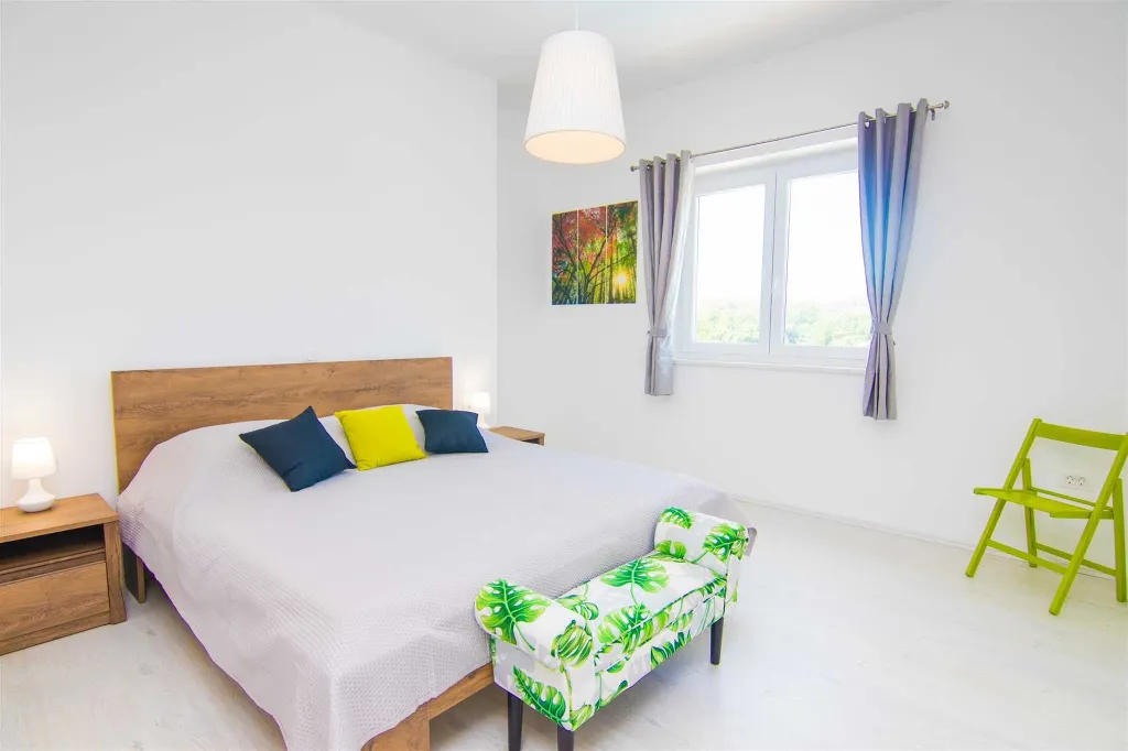 3-Bedroom Villa with Pool & Outdoor Kitchen in Gostinjac